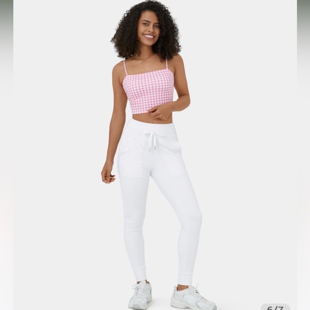 Sold Halara Cloudful air joggers